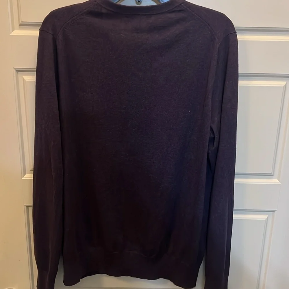 Banana Republic men’s Sz L silk blend V-Neck Sweater Purple Classic office work